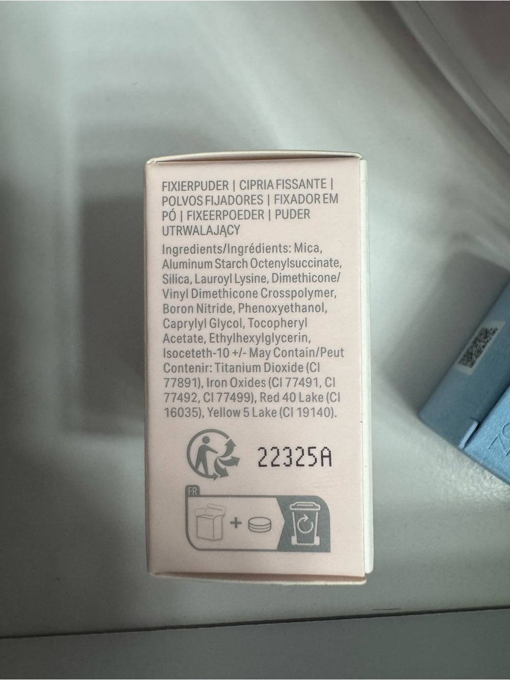 Makeup Setting Powder - Picture 5 of 7